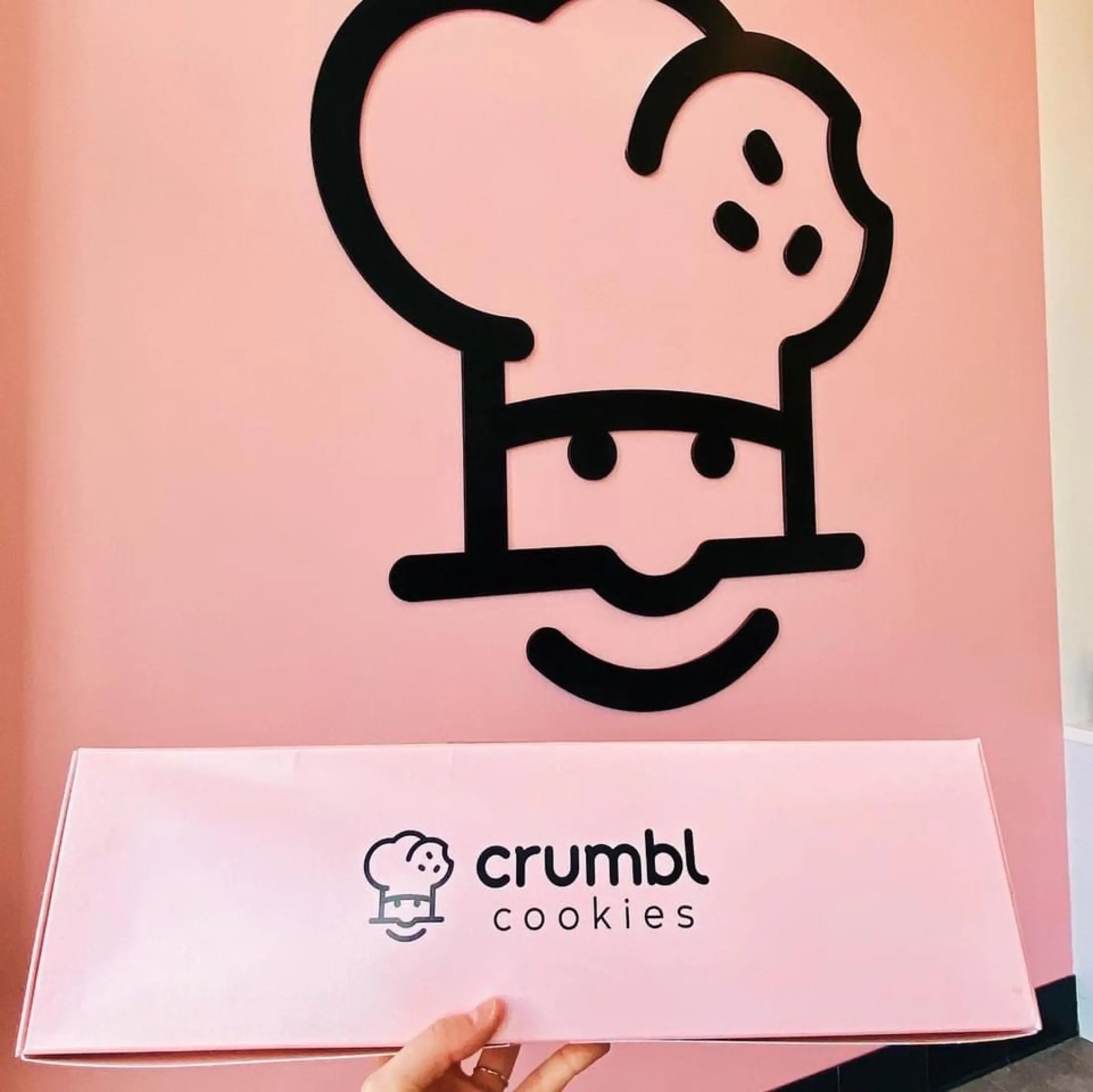 Crumbl Cookies project photo 3